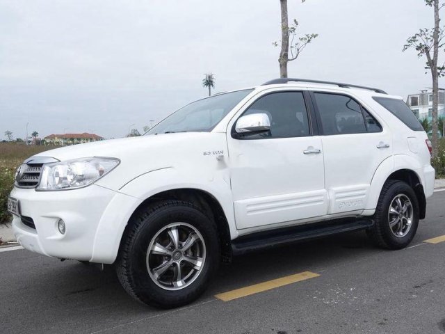 Cần bán xe Toyota Fortuner sản xuất 2011 còn mới0