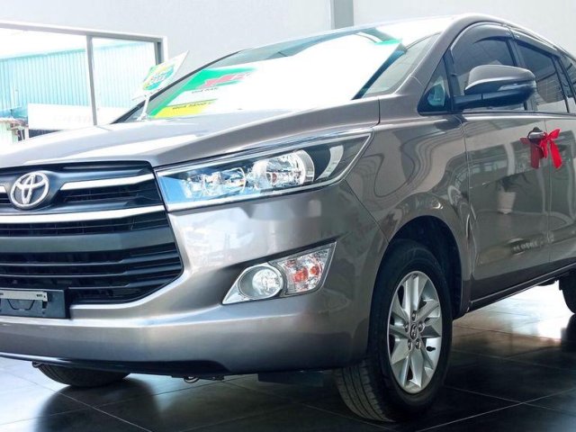 Cần bán lại xe Toyota Innova sản xuất năm 2019 còn mới