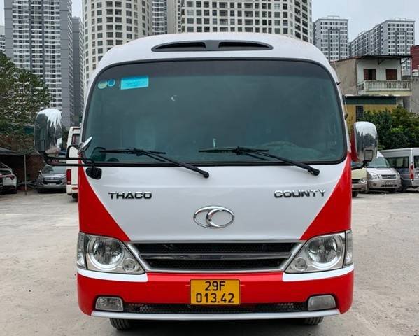 Bán xe Hyundai County sản xuất 2014, hai màu