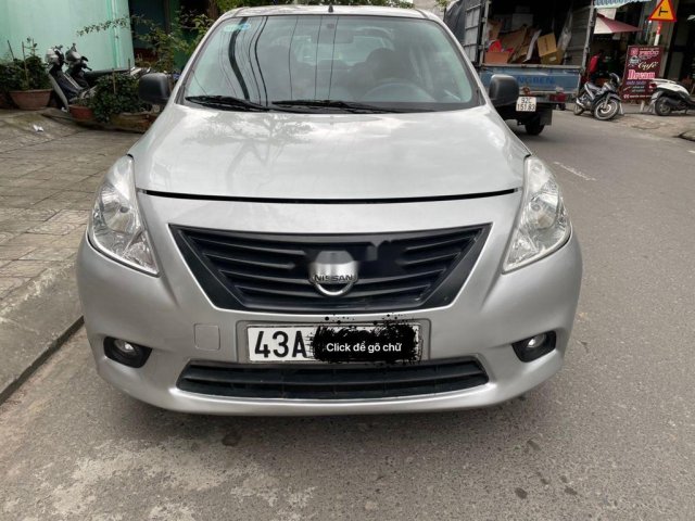 Bán xe Nissan Sunny sản xuất 2013 còn mới, 215tr