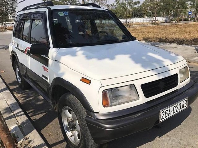 Bán ô tô Suzuki Vitara JLX sản xuất năm 2005, màu trắng