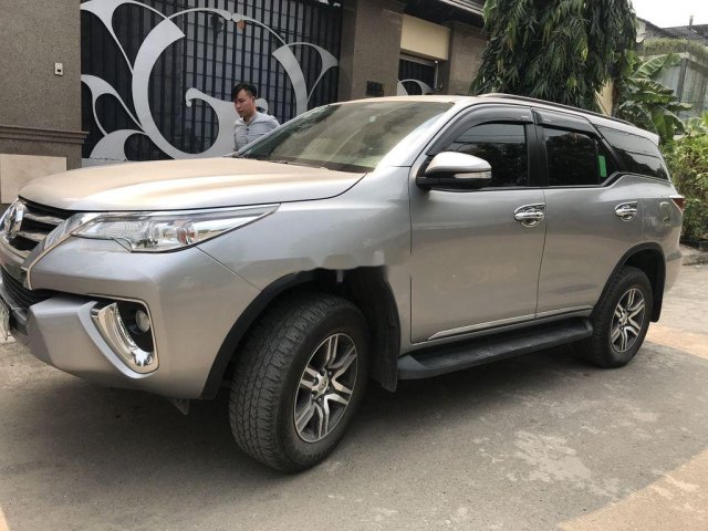 Cần bán Toyota Fortuner sản xuất 2017, nhập khẩu