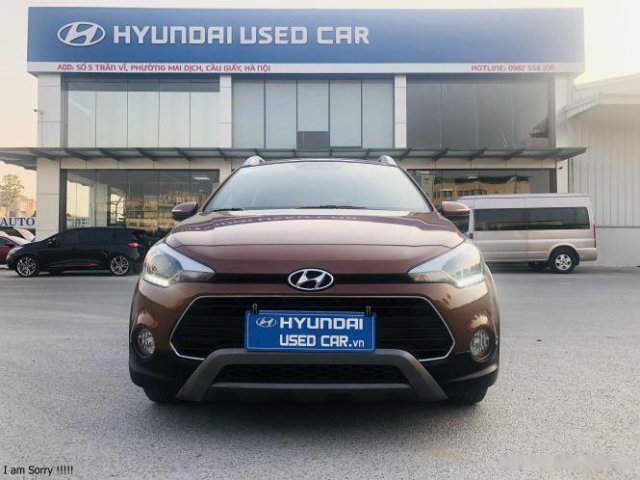 Xe Hyundai i20 Active 1.4AT sản xuất năm 2015, màu nâu còn mới