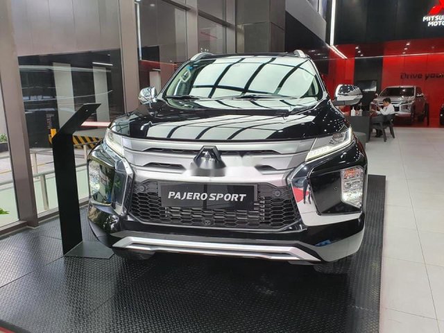 Bán Mitsubishi Pajero Sport 2.4AT năm sản xuất 2020, nhập khẩu nguyên chiếc0