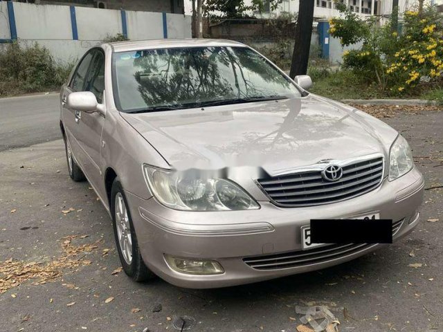 Cần bán Toyota Camry sản xuất 2003 chính chủ giá cạnh tranh0