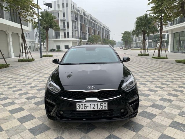 Cần bán xe Kia Cerato sản xuất 2019 còn mới, giá mềm0