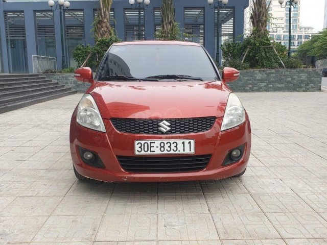 Cần bán lại xe Suzuki Swift 1.4AT năm sản xuất 2017, màu đỏ, nhập khẩu