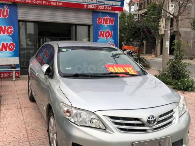 Bán xe Toyota Corolla Altis sản xuất 2012, màu bạc0