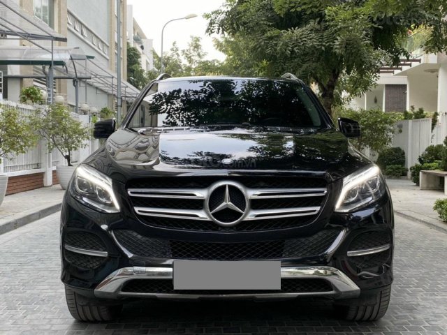 Bán chiếc Mercedes Benz GLE400 4Matic Model 2018