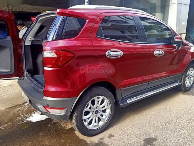 Cần bán lại xe Ford EcoSport sản xuất 2015, màu đỏ còn mới, giá tốt0