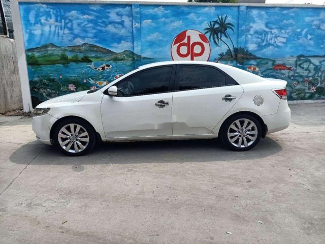 Cần bán Kia Forte sản xuất 2011, giá chỉ 270 triệu, giá ưu đãi0