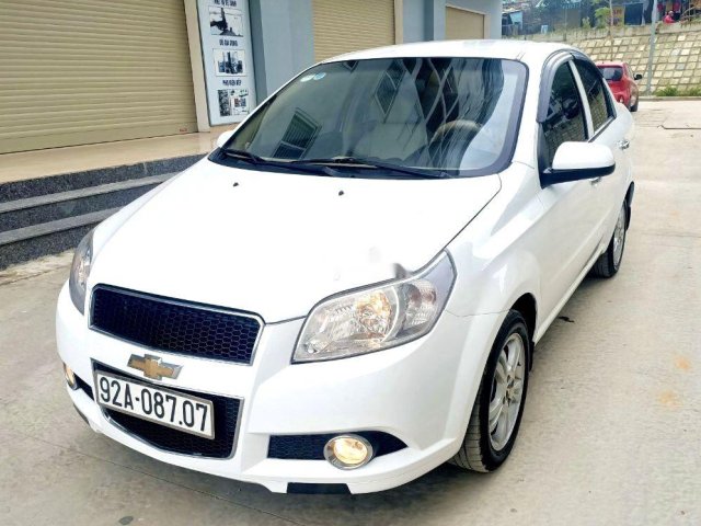 Cần bán Chevrolet Aveo năm sản xuất 2017, giá tốt0