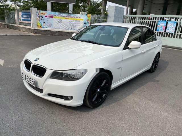 Cần bán BMW 3 Series 320i năm 2010 còn mới