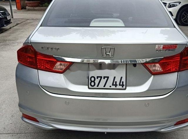 Cần bán gấp Honda City năm sản xuất 2015, màu bạc chính chủ, 415tr