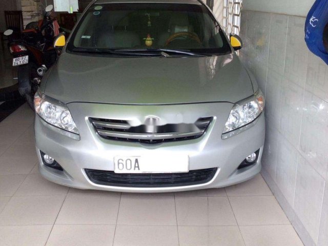 Cần bán gấp Toyota Corolla Altis sản xuất năm 2009 còn mới0