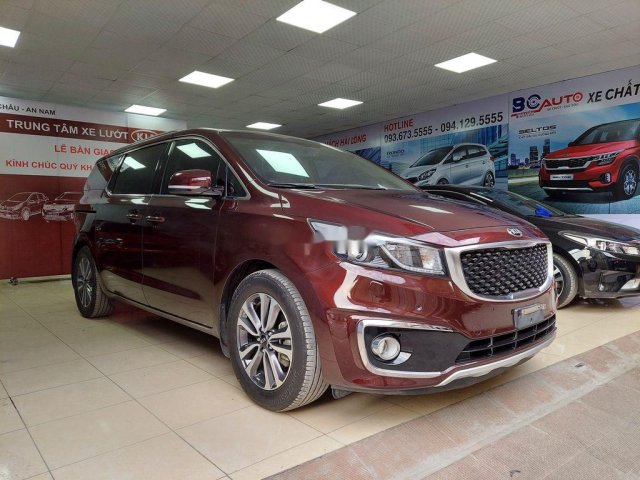 Xe Kia Sedona 2018, màu đỏ, ít sử dụng