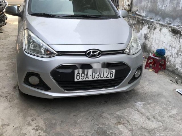 Bán Hyundai Grand i10 đời 2016, màu bạc, nhập khẩu 0