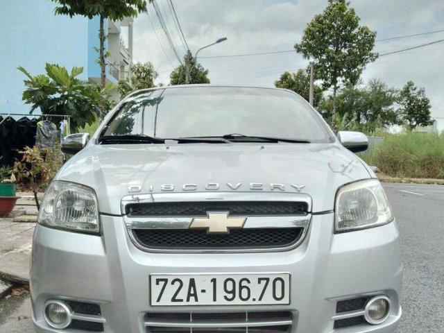 Bán Chevrolet Aveo đời 2011, màu bạc