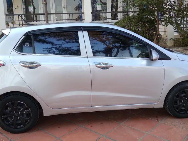 Cần bán Hyundai Grand i10 2014 nhập khẩu