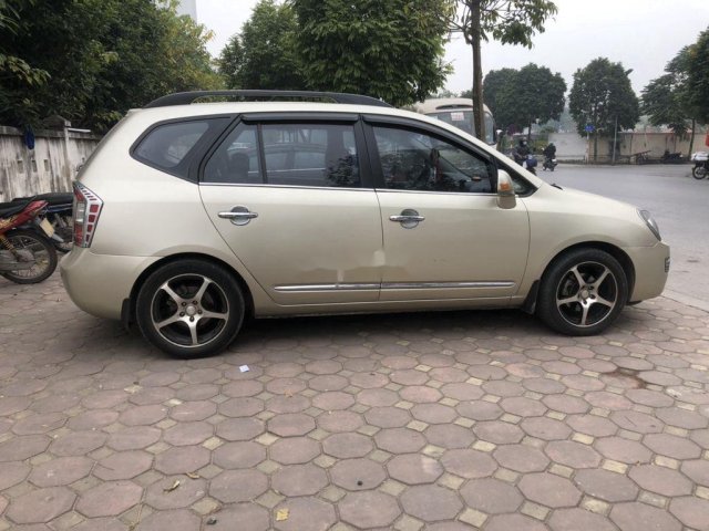 Bán Kia Carens 2.0 MT sản xuất năm 2010