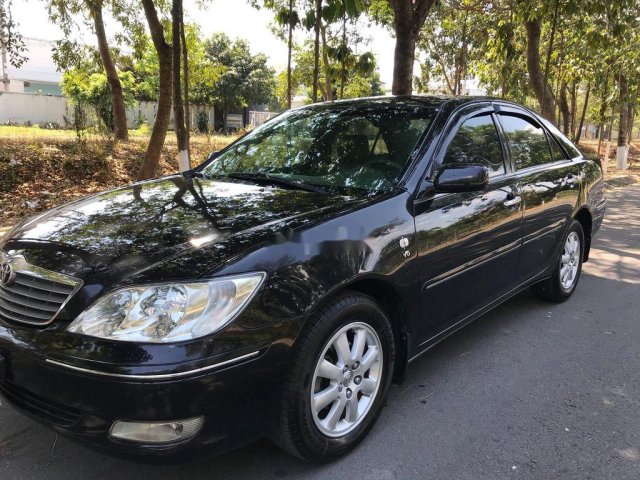 Cần bán Toyota Camry năm 2003 còn mới giá cạnh tranh