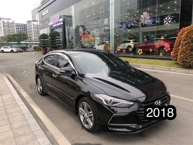 Bán Hyundai Elantra đời 2018, màu đen0