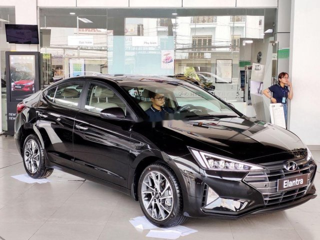 Bán ô tô Hyundai Elantra 2.0 AT năm sản xuất 2020, xe nhập0