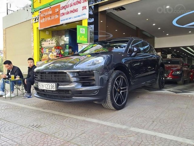 Cần bán Porsche Macan năm sản xuất 2019, màu xám, nhập khẩu 0