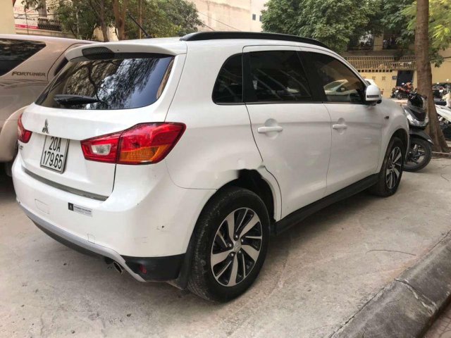 Xe Mitsubishi Outlander năm sản xuất 2016, màu trắng, xe nhập0