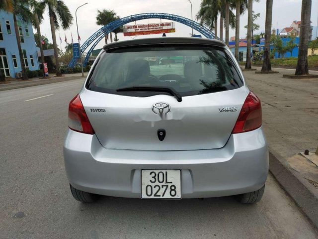 Cần bán gấp Toyota Yaris sản xuất 2007, nhập khẩu còn mới0