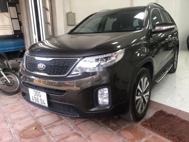 Bán xe Kia Sorento năm 2016, màu đen0