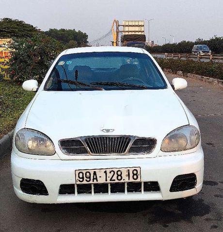 Bán Daewoo Lanos sản xuất 2000, màu trắng, nhập khẩu nguyên chiếc