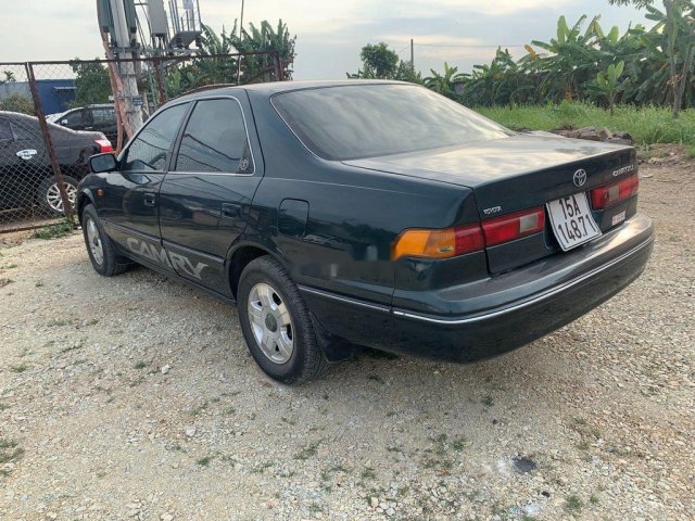 Xe Toyota Camry sản xuất 1998, giá ưu đãi, động cơ ổn định 