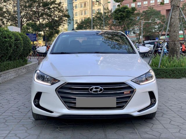 Bán Hyundai Elantra 2019, màu trắng0