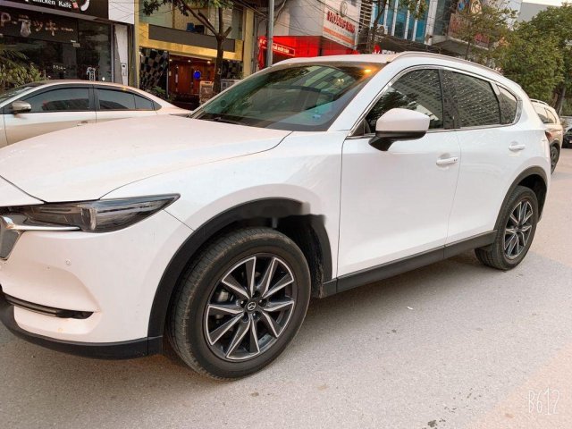 Cần bán lại xe Mazda CX 5 đời 2018, màu trắng 