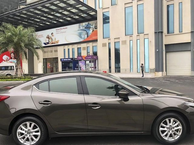 Bán Mazda 3 sản xuất năm 2018, màu xám, giá chỉ 635 triệu