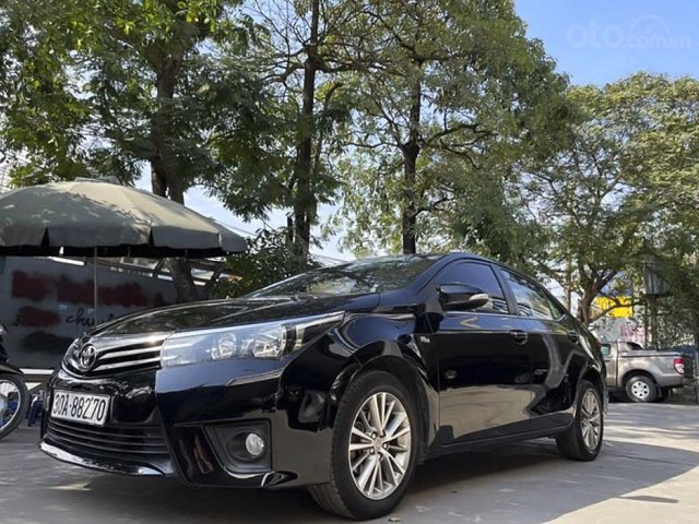 Cần bán gấp Toyota Corolla Altis 2015, màu đen