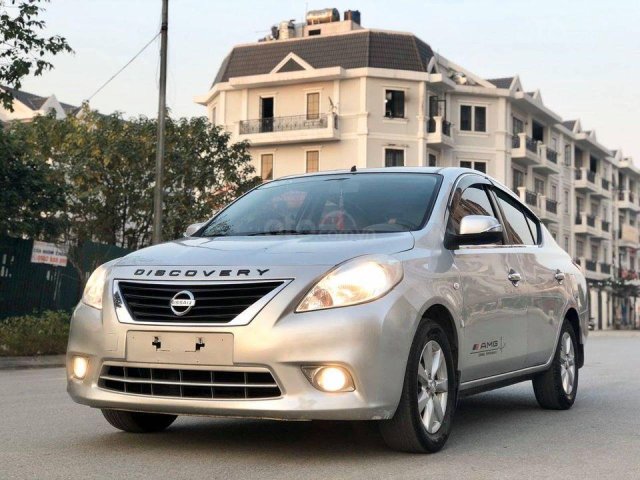 Bán xe Nissan Sunny sx 2016, số tự động, màu bạc ánh kim