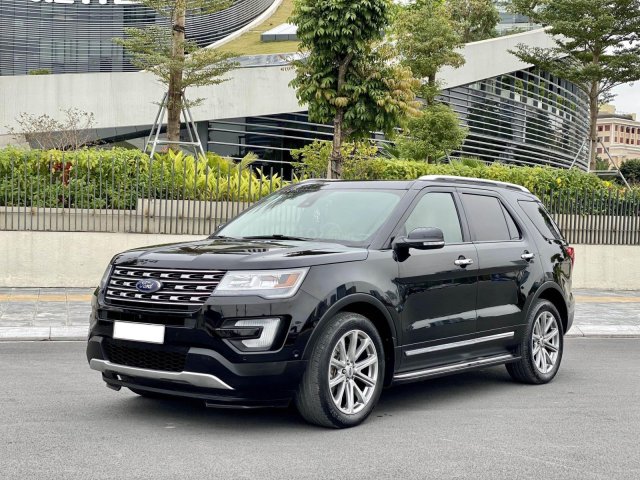 Cần bán xe Ford Explorer sản xuất 20170