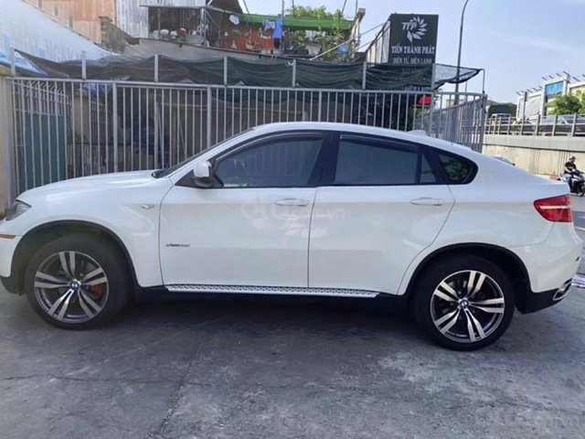 Bán xe BMW X6 xDrive35i sản xuất năm 2008, màu trắng, xe nhập