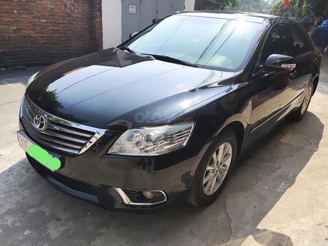 Bán Toyota Camry 2.4G năm sản xuất 2010, màu đen