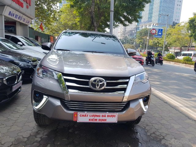 Toyota Fortuner 2.4 máy dầu màu đồng sang trọng, SX 20200