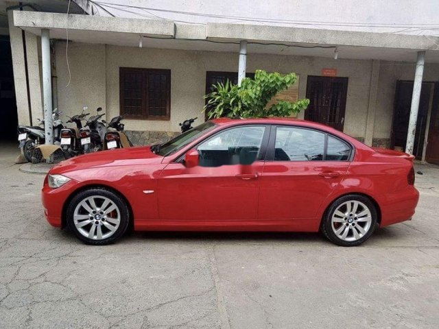 Cần bán BMW 3 Series 320i năm 2011, xe nhập giá cạnh tranh0