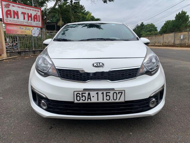 Bán xe Kia Rio sản xuất 2017, nhập khẩu, xe giá thấp0