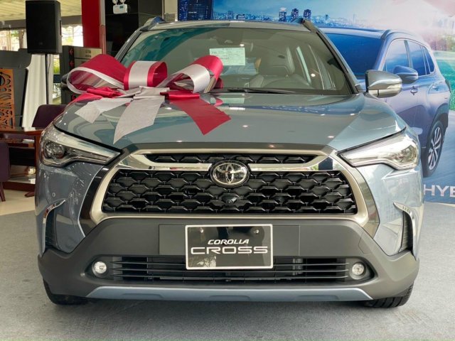 Toyota Corolla Cross 1.8V giao ngay0