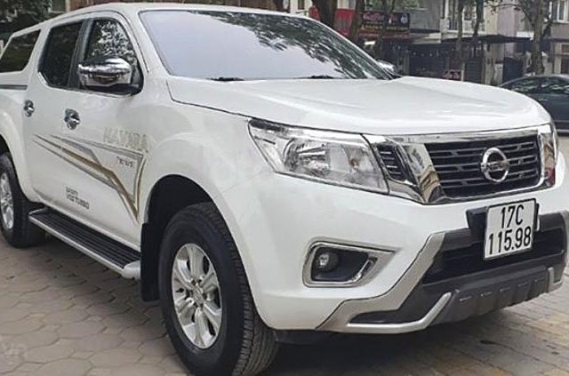 Cần bán gấp Nissan Navara sản xuất năm 2018, màu trắng, nhập khẩu nguyên chiếc còn mới, giá 545tr0