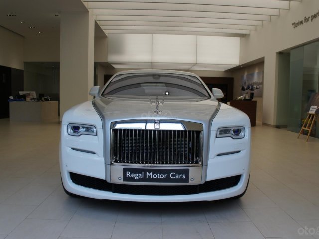 Rolls-Royce Ghost EWB 2016, nhập khẩu chính hãng, mới 100%, màu trắng0