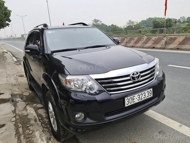 Bán Toyota Fortuner 2.7AT sản xuất 2014, màu đen