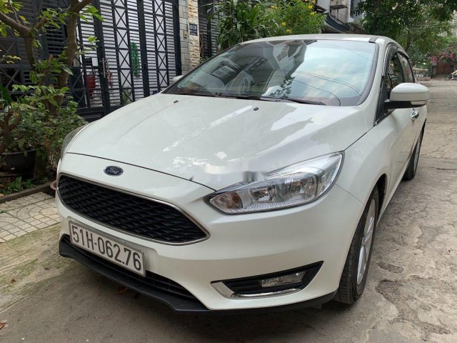 Xe Ford Focus sản xuất 2019 còn mới giá cạnh tranh