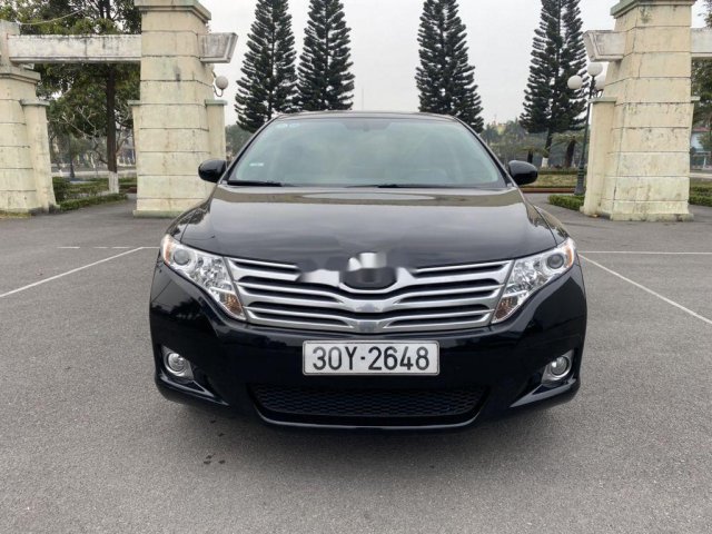 Cần bán Toyota Venza năm sản xuất 2010, xe nhập, giá tốt0